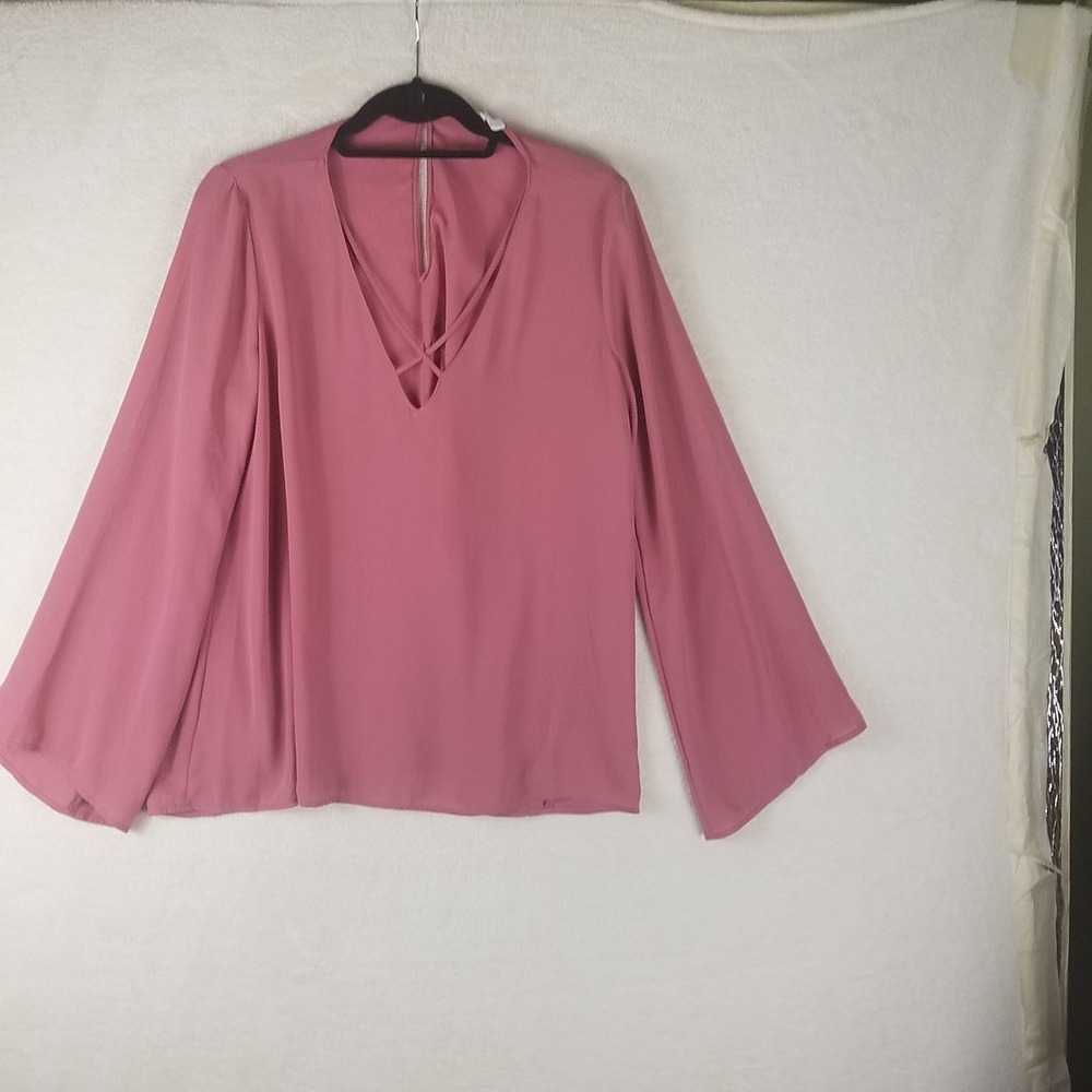 LUSH Pink Bell Sleeve V Neck Criss Cross Detail Blouse Top Women's M boho NWOT
